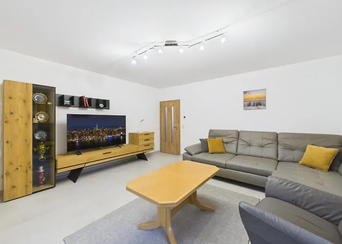 Attraktive Neubauwohnung アパート